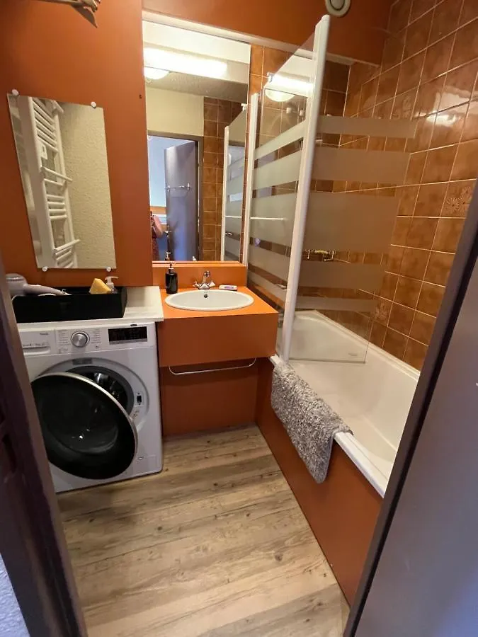 Tres Joli Studio Au Calme Et Bien Situe Orcieres 0*,  France
